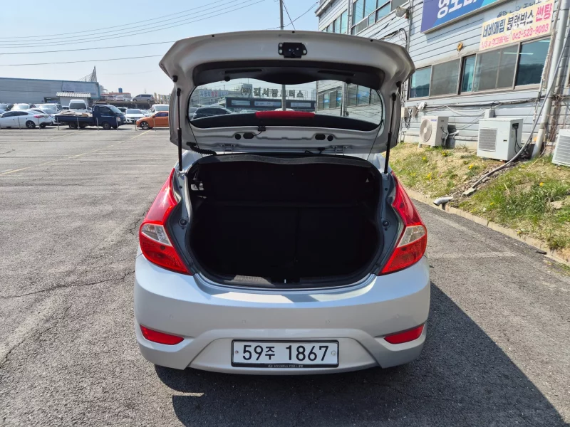 Hyundai Accent
