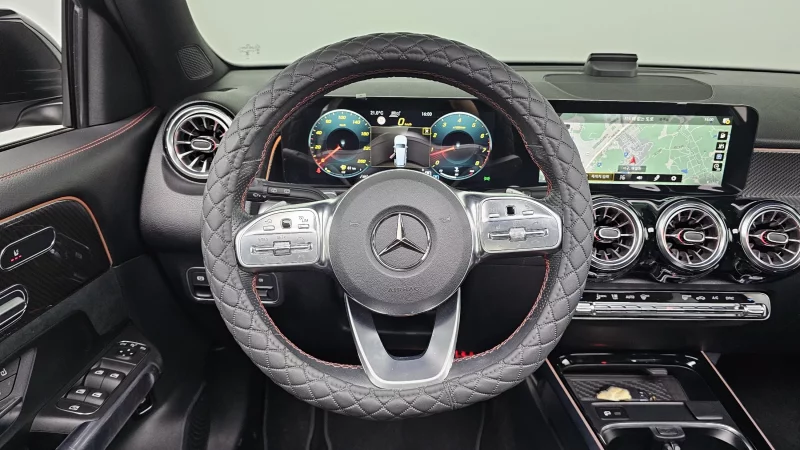 Mercedes-Benz GLB-Class