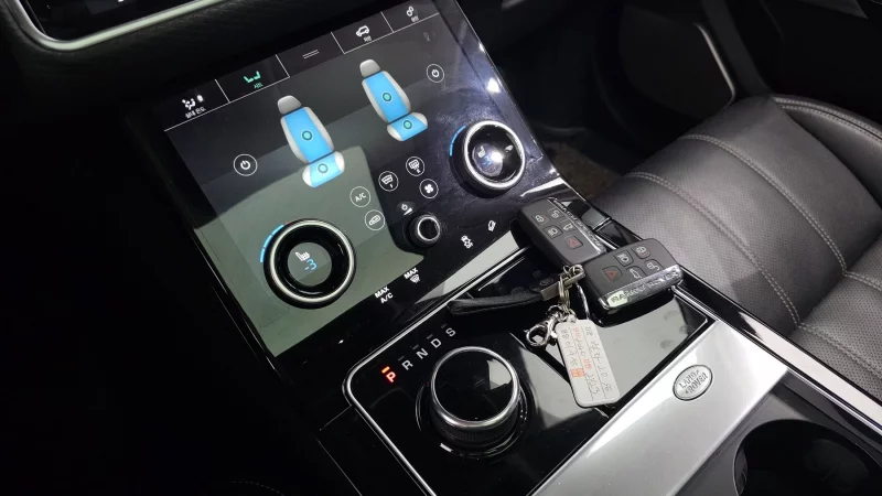 Land Rover RANGE ROVER VELAR