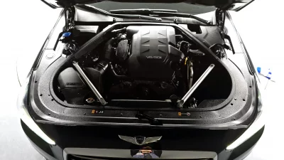 Genesis EQ900