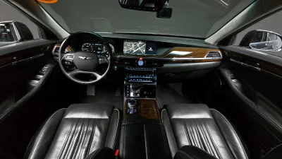 Genesis EQ900