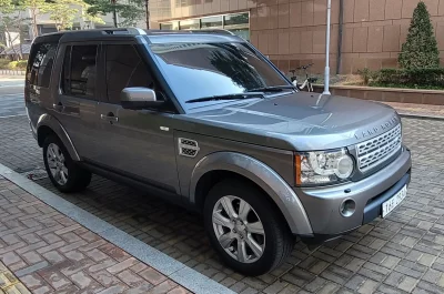Land Rover DISCOVERY