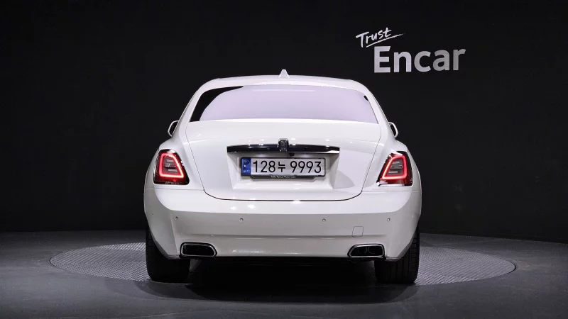 Rolls-Royce GHOST