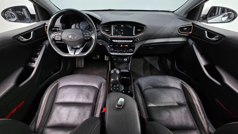 Hyundai Ioniq