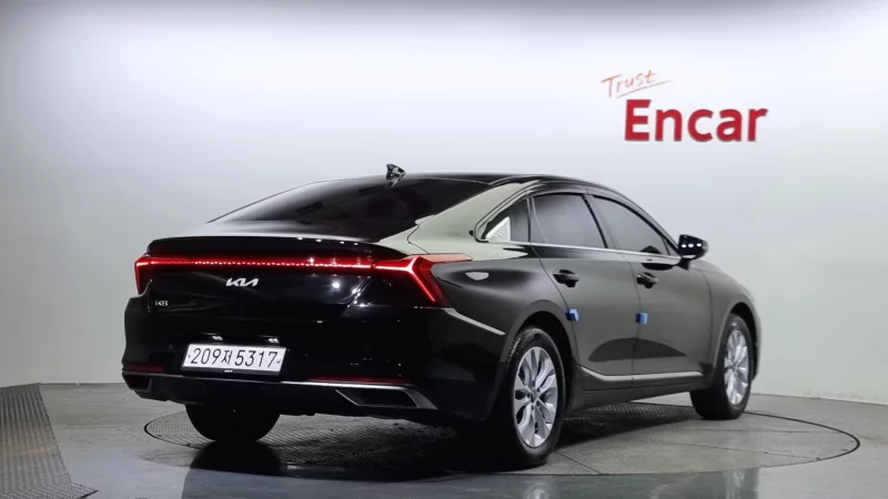 Kia K8