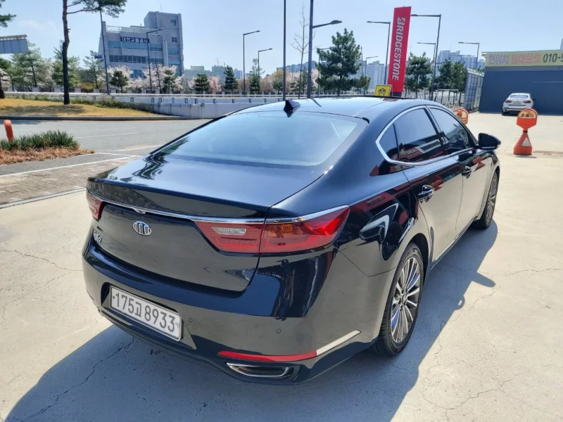 Kia K7