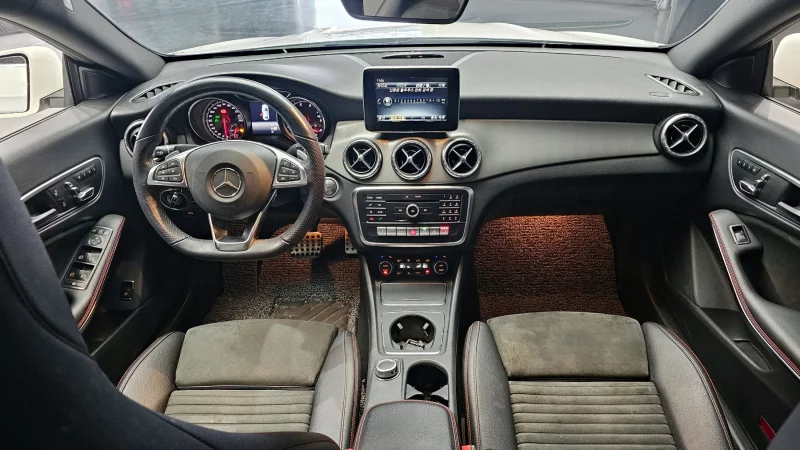 Mercedes-Benz CLA-Class