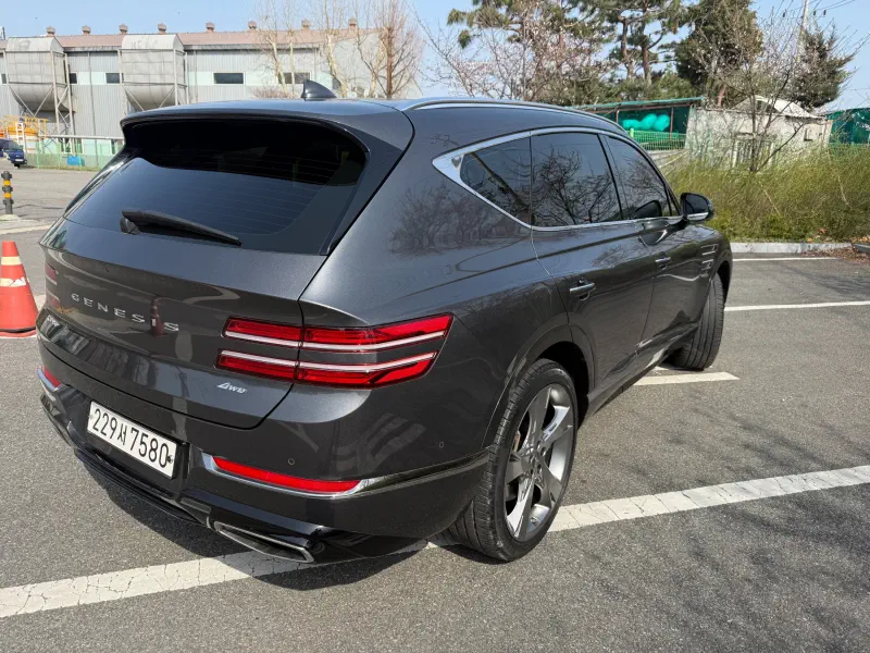 Genesis GV80
