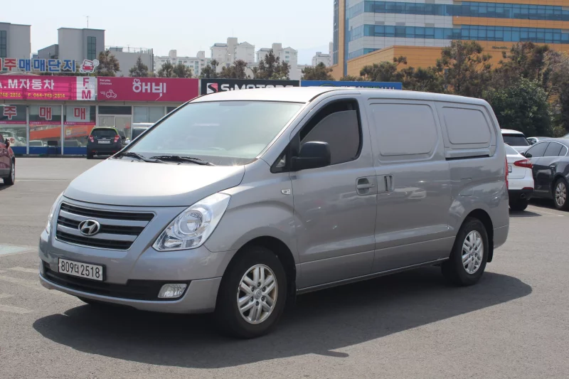 Hyundai Grand Starex