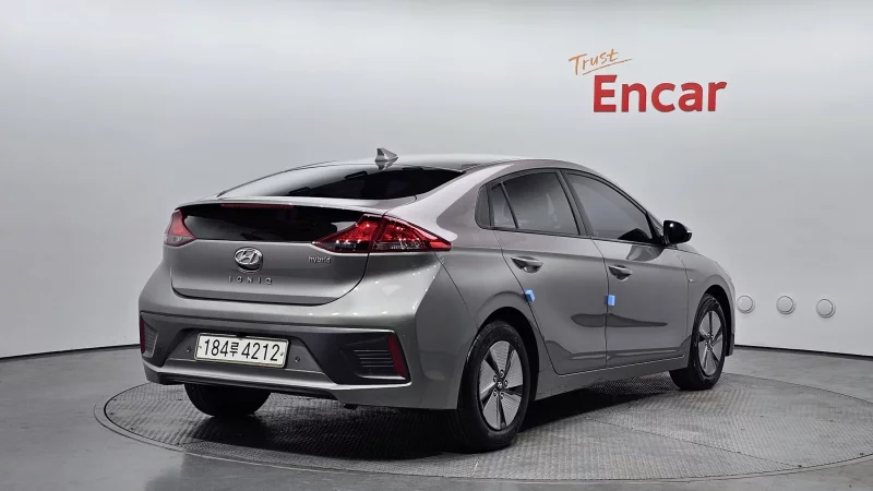 Hyundai Ioniq