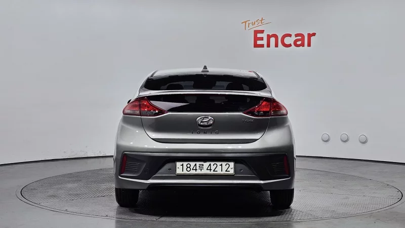 Hyundai Ioniq