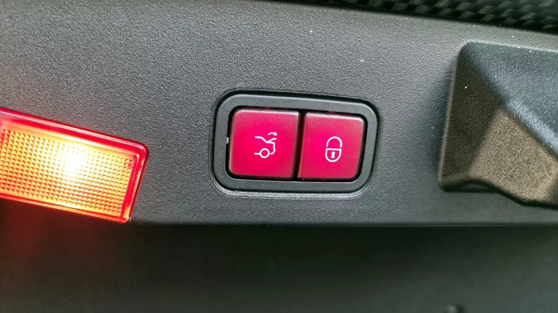 Mercedes-Benz SL-Class