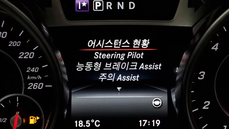 Mercedes-Benz SL-Class