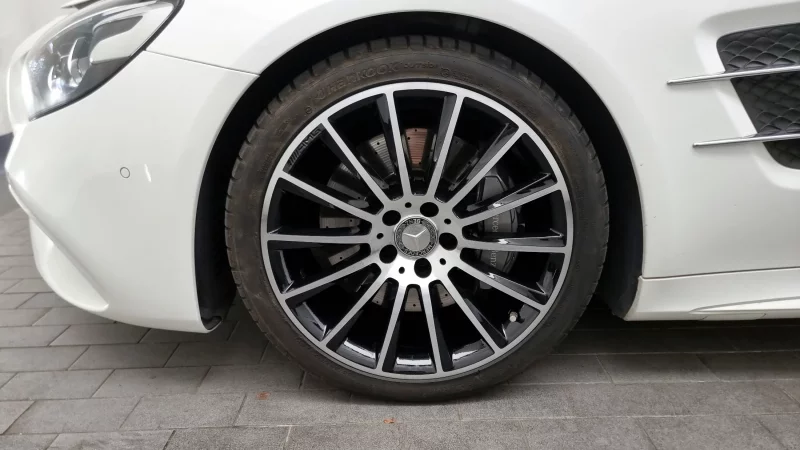 Mercedes-Benz SL-Class