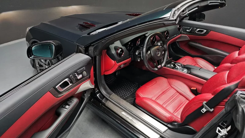 Mercedes-Benz SL-Class