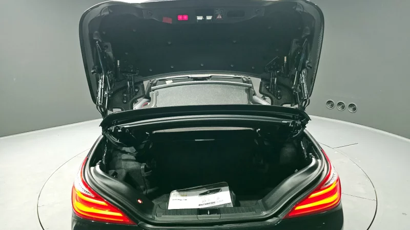 Mercedes-Benz SL-Class
