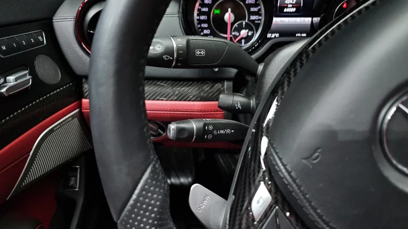 Mercedes-Benz SL-Class