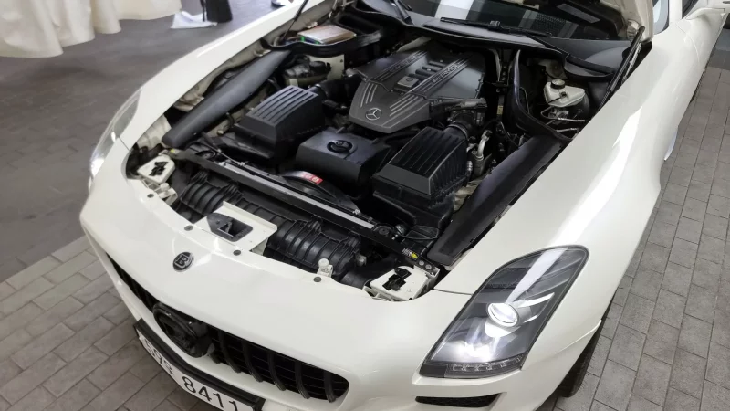 Mercedes-Benz SLS AMG