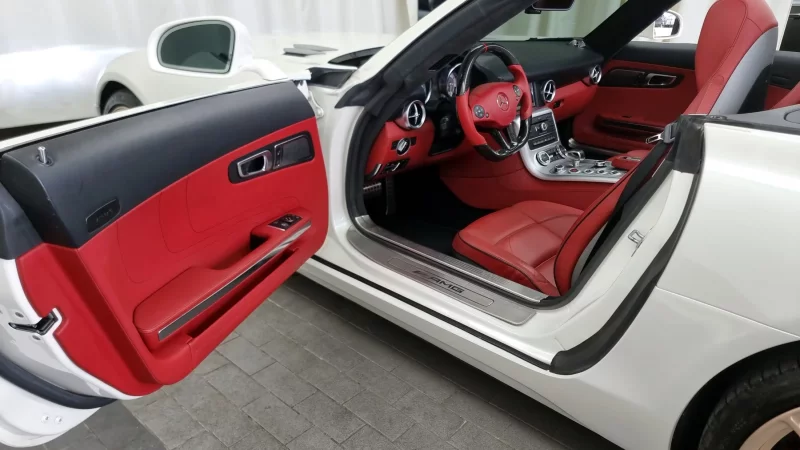 Mercedes-Benz SLS AMG