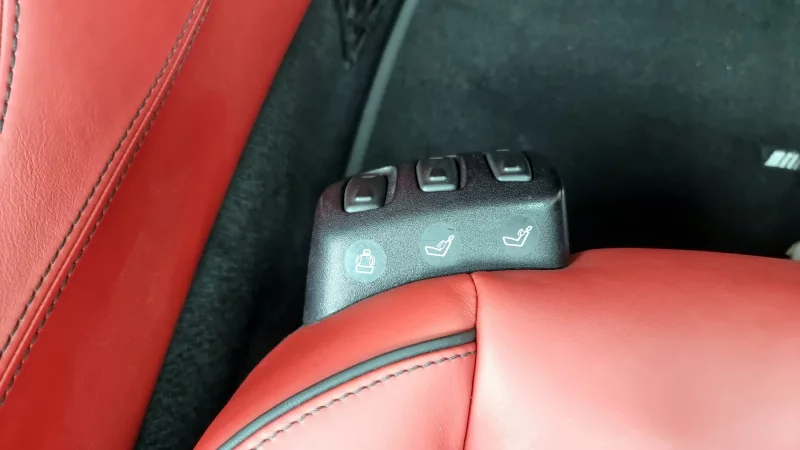Mercedes-Benz SLS AMG