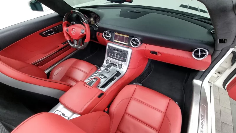 Mercedes-Benz SLS AMG