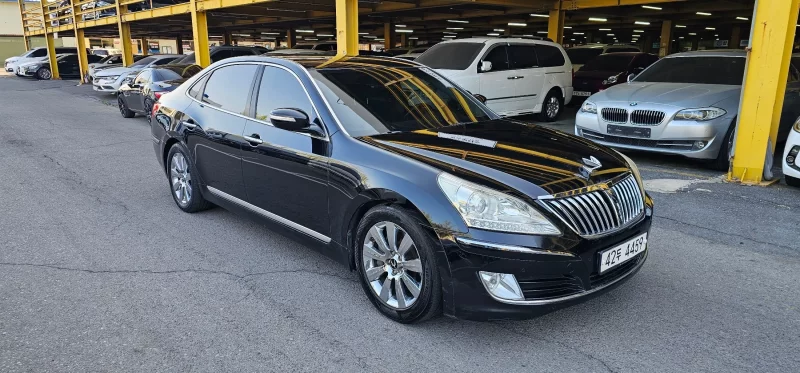 Hyundai Equus