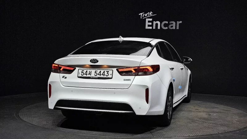 Kia K5