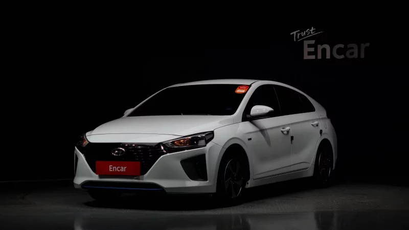 Hyundai Ioniq