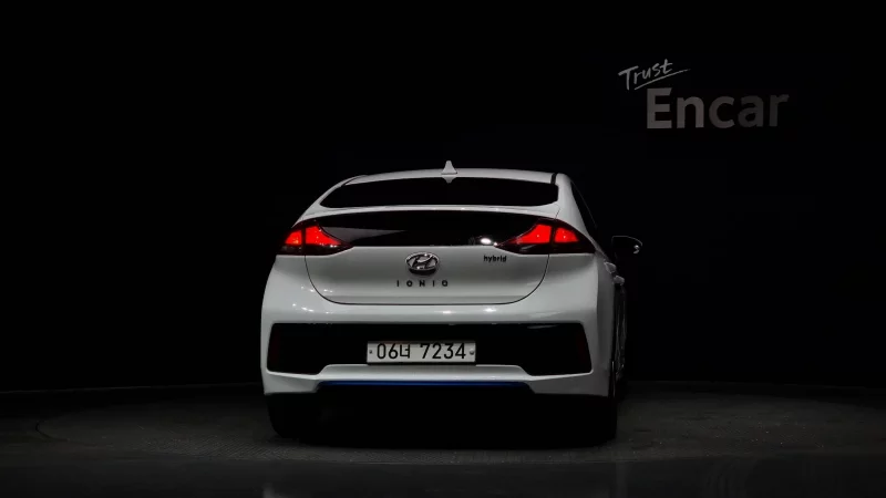Hyundai Ioniq