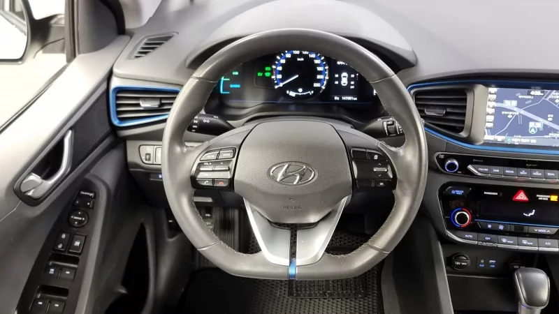 Hyundai Ioniq