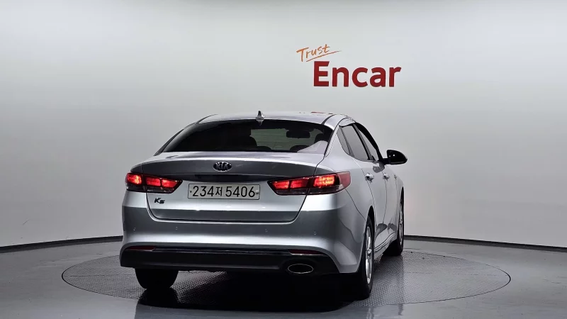 Kia K5