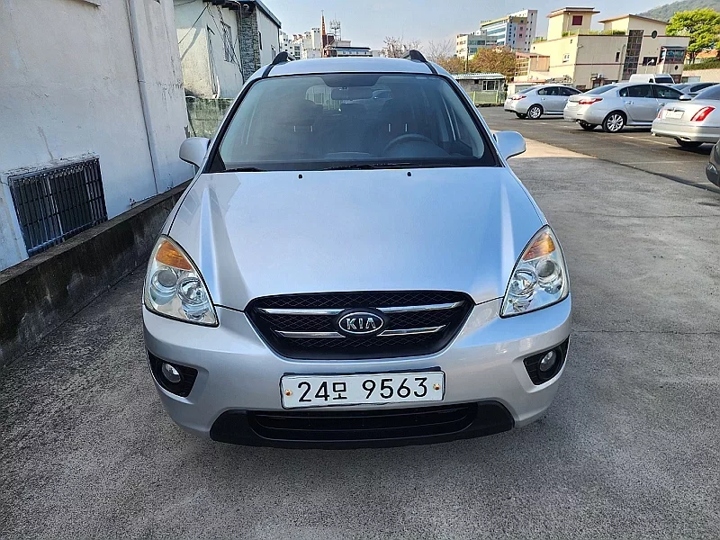 Kia Carens