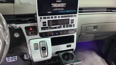 Hyundai Staria