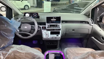 Hyundai Staria