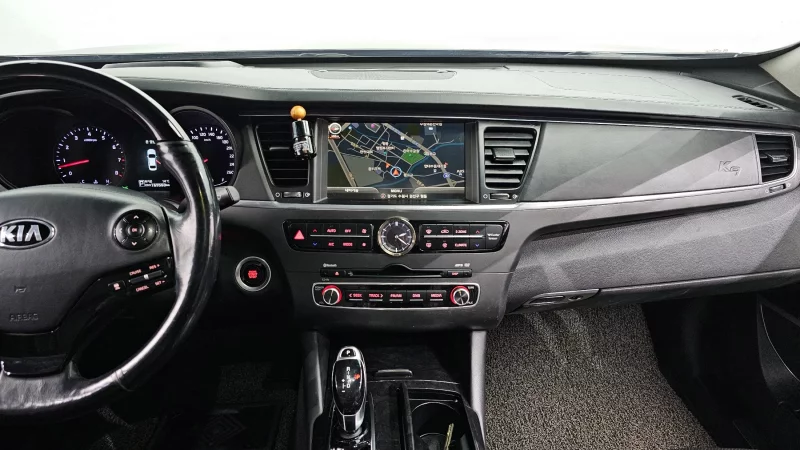 Kia K9