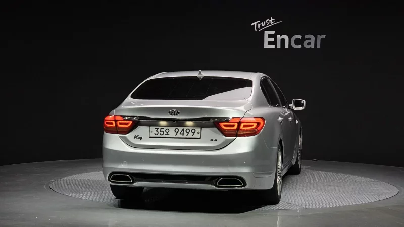 Kia K9