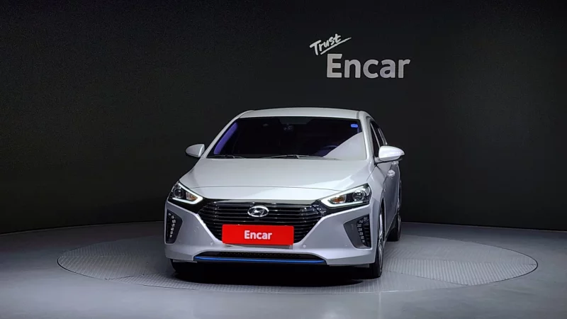 Hyundai Ioniq