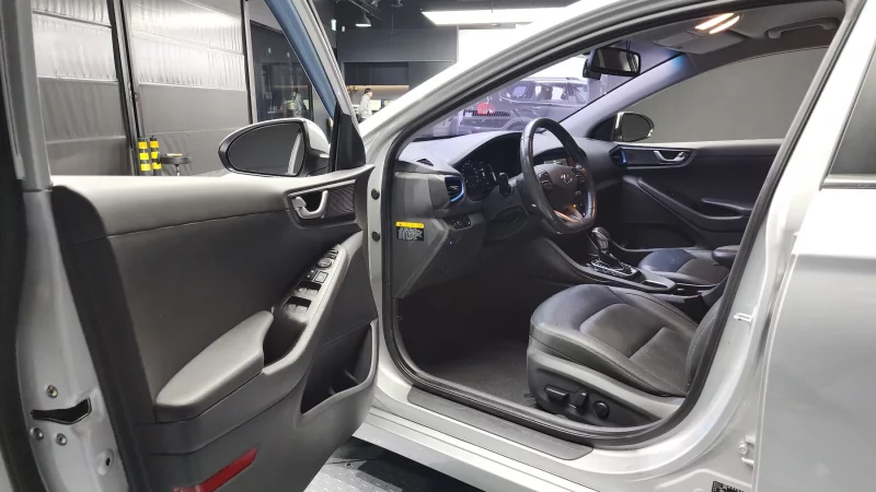 Hyundai Ioniq