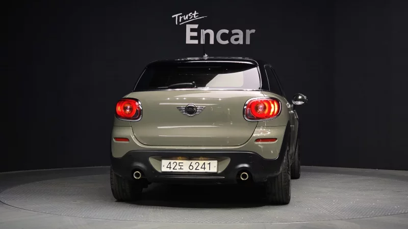 MINI Paceman