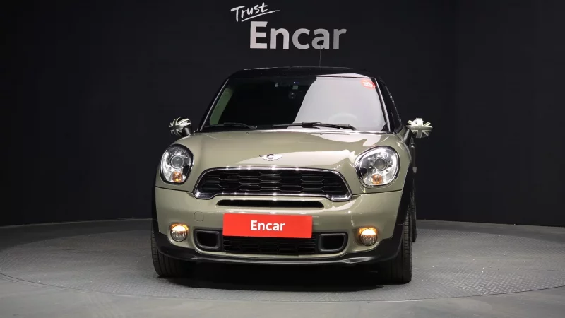 MINI Paceman