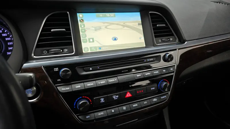 Hyundai Aslan