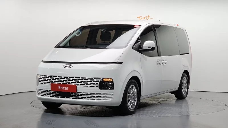 Hyundai Staria
