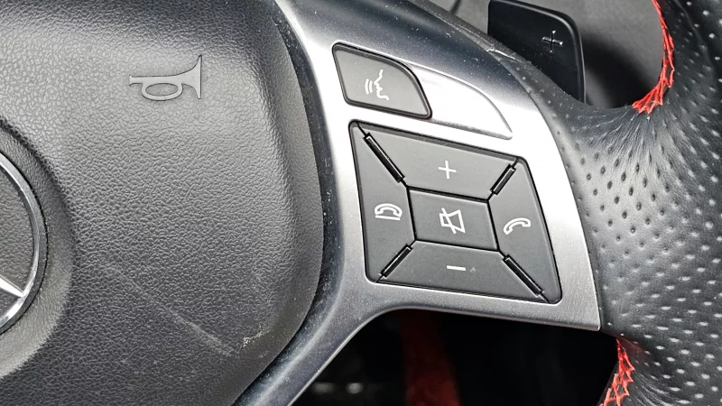 Mercedes-Benz SLK-Class