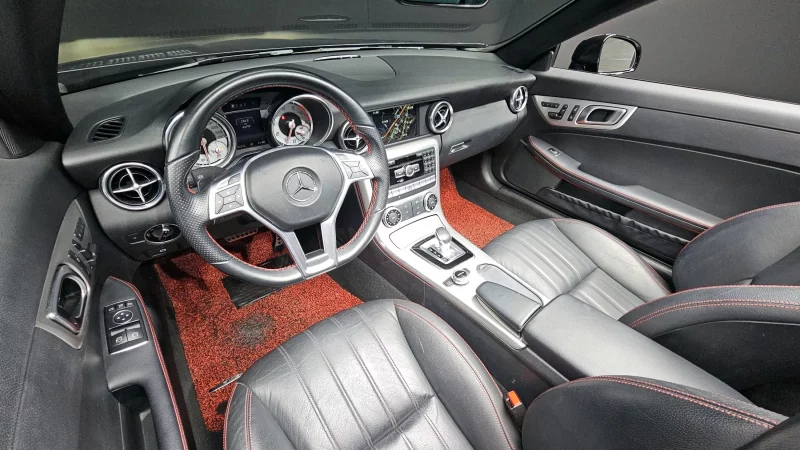 Mercedes-Benz SLK-Class