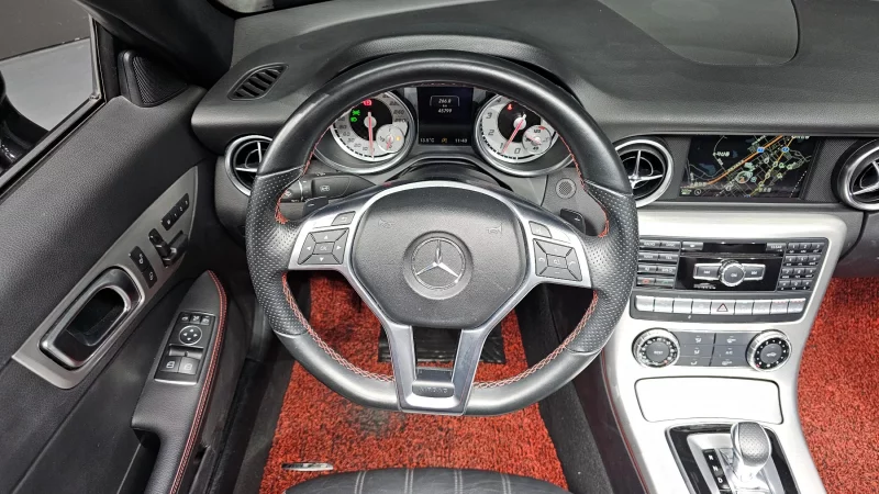 Mercedes-Benz SLK-Class