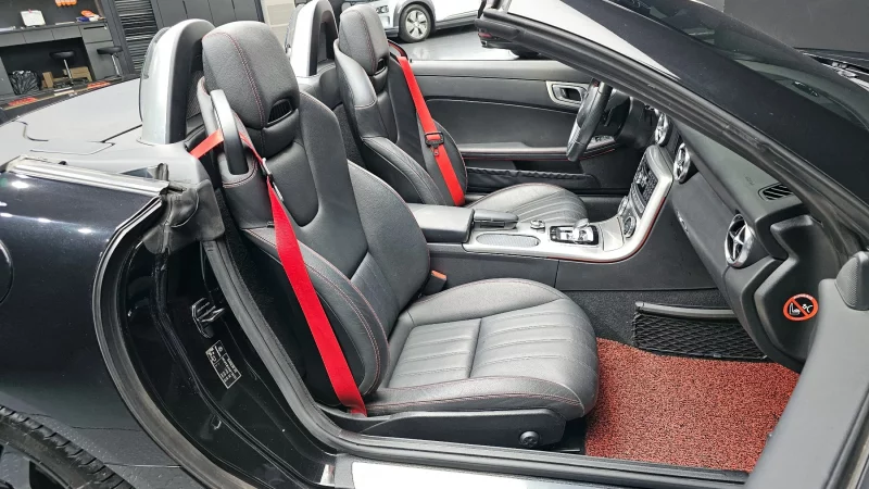 Mercedes-Benz SLK-Class