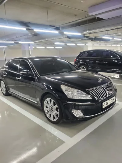 Hyundai Equus