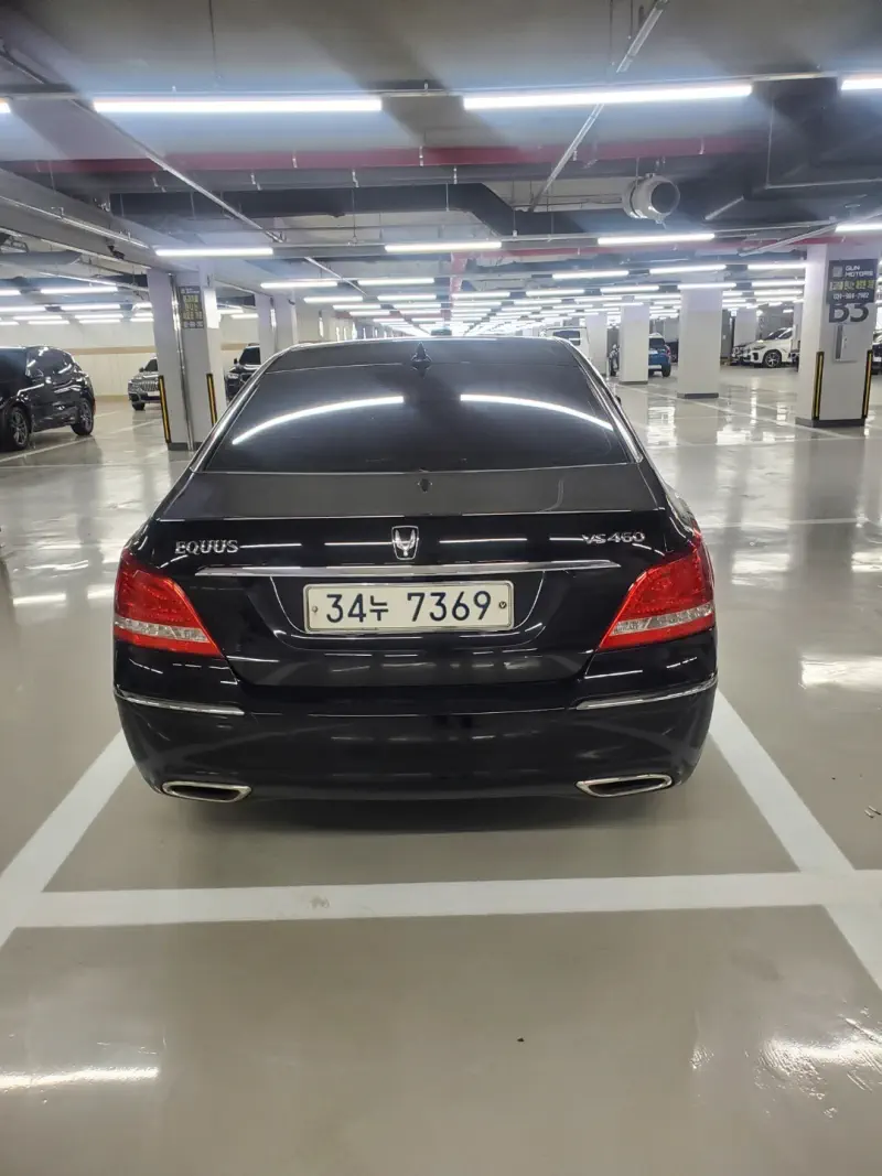 Hyundai Equus
