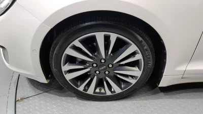 Lincoln MKZ