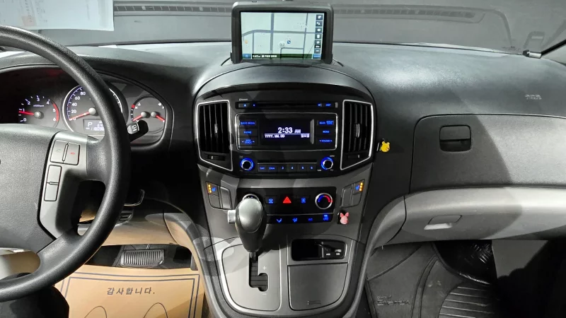 Hyundai Grand Starex